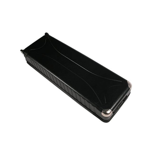 Zwart gegoten plastic koffer met wiel 